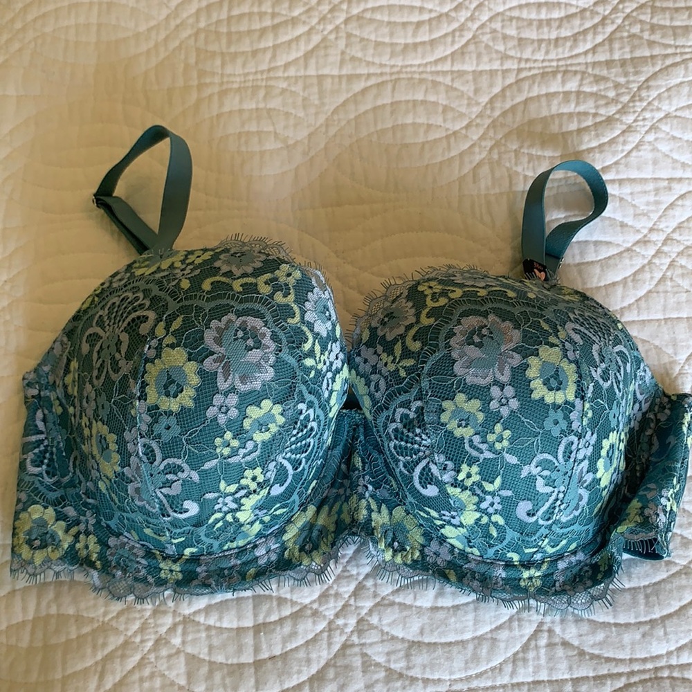 NWT Victoria’s Secret bra